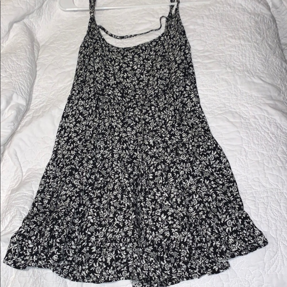 Brandy Melville Jada dress